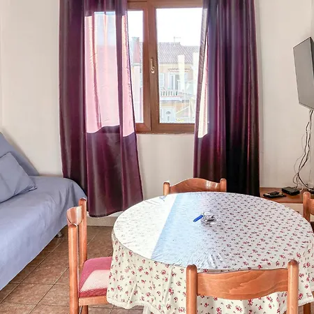 Διαμέρισμα 2 Bedroom Amazing In Rab *