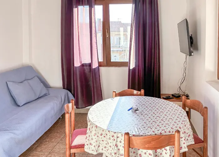 Apartment Beautiful In Rab With Wifi *